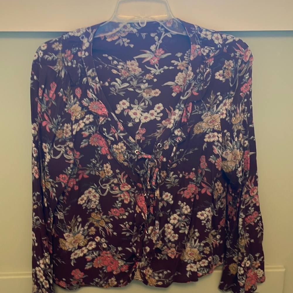 Burgundy floral lace up blouse crop with flaring sleeves American Eagle